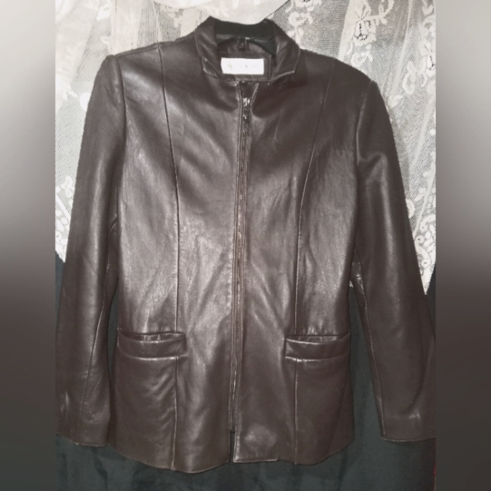 Jones New York leather coat dark grey/ brown.   SIZE Large